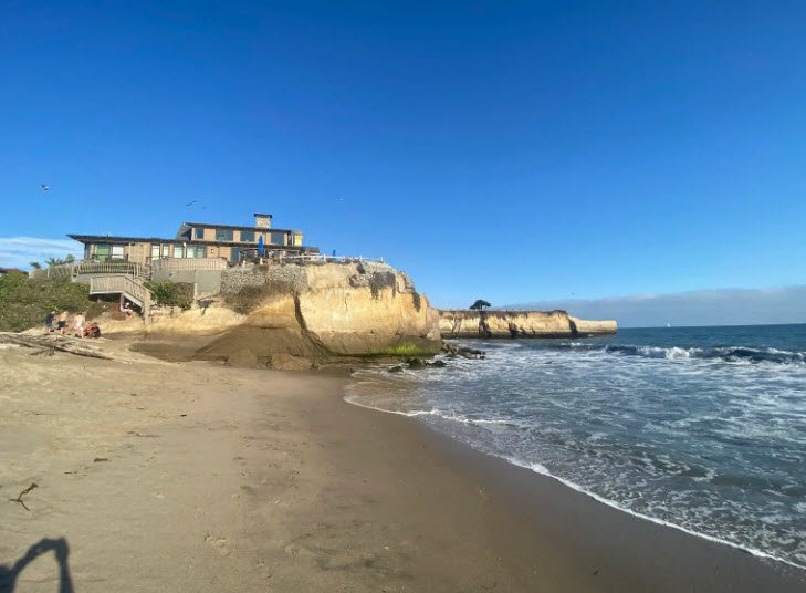 Twin Lakes State Beach, California, USA